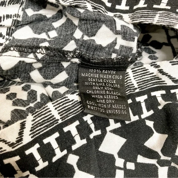 Mossimo Black & White Aztec Pattern Long Sleeve Boat Neck Dress - Size M - Picture 9 of 9